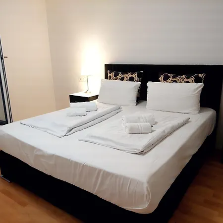 Cocoon 77 Apartment *